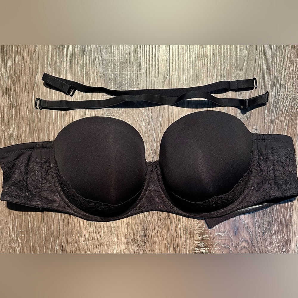 Torrid Black Strapless Bra size 38 DDD